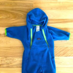 Patagonia fleece bunting. Excellent.